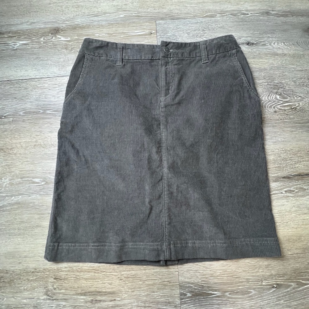 Eddie Bauer Corduroy Skirt Womens 8 Gray Cinder Fall Straight Knee Length NEW